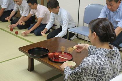 写真：茶筅通し