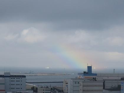 写真/一瞬の虹の根元