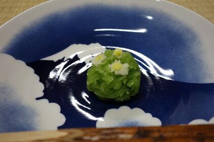 写真/本日のお菓子「夏菊」全体