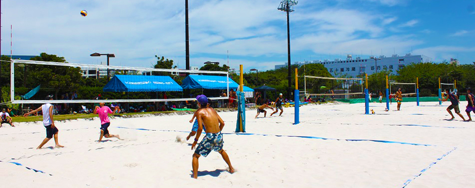 Beach volleyball area: Full-fledged courts laid with dedicated sand for beach sports, which can also be used for official tournaments. 